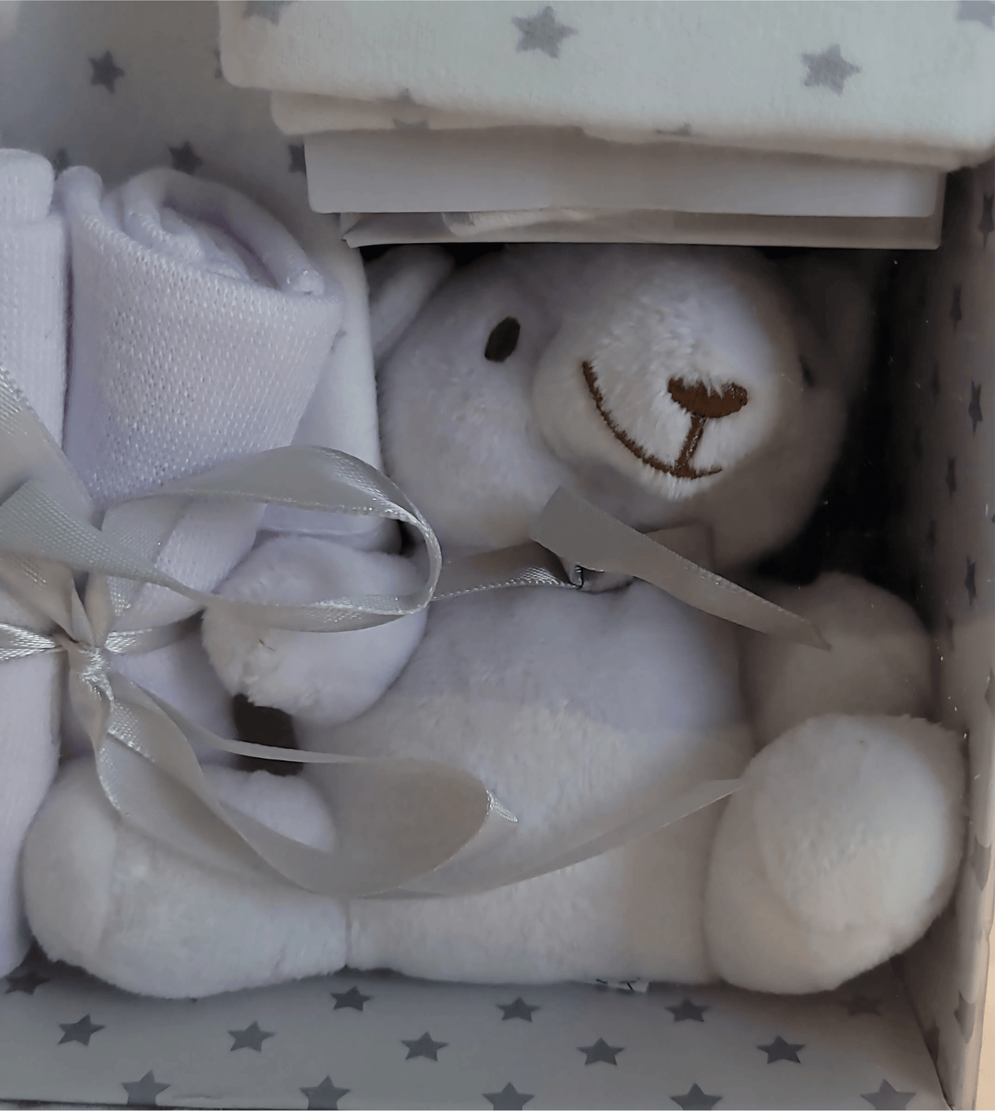Amore by Kris X Kids Baby Gift Set - 7 - Piece Newborn Essentials with Plush Toy - Little Looms