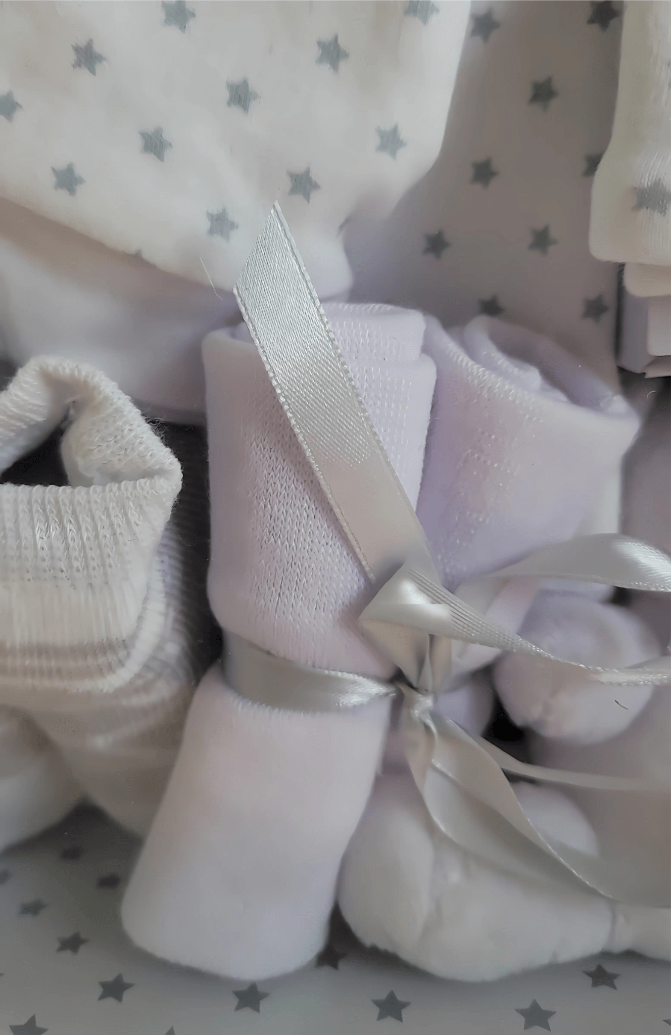 Amore by Kris X Kids Baby Gift Set - 7 - Piece Newborn Essentials with Plush Toy - Little Looms